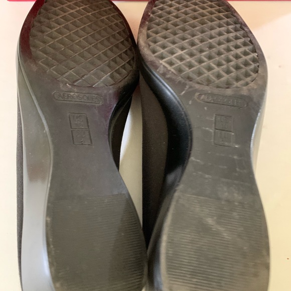 Comfy Aerosoles black statement shoes rubber wedges cute black leather bow US 10 - Picture 4 of 5